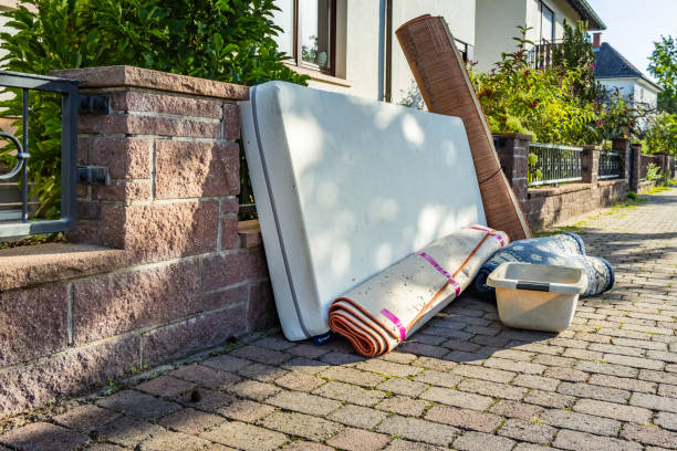 Best Junk Hauling Services  in Walnut Creek, OH