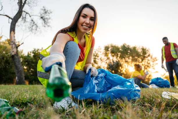 Best Yard Waste Removal  in Walnut Creek, OH